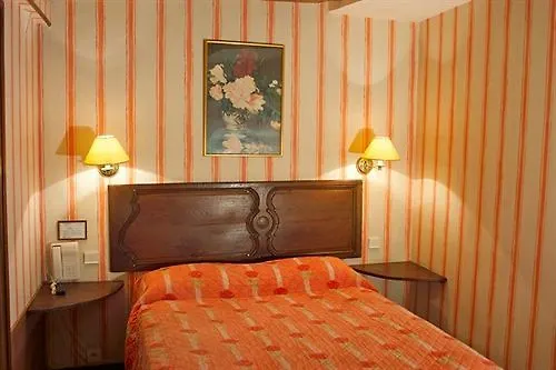 Du Lys 3* Parigi