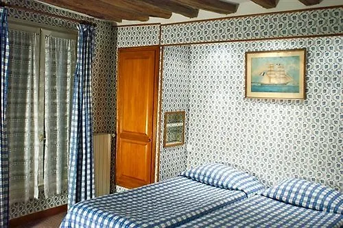 Du Lys Otel 3*