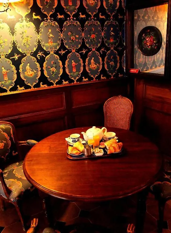 Hotel Du Lys 3*